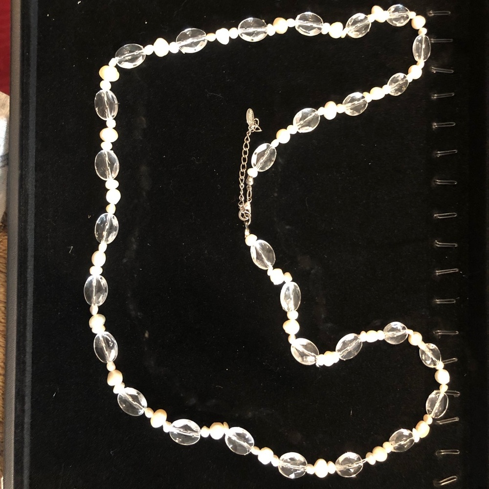 Beautiful bead and pearl look fashion necklace